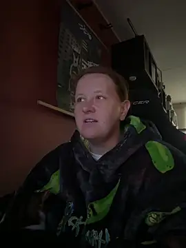 Snapshot of wetgerman_2 chatting on October 11, 1:31 pm wetgerman 2 online show from October 11, 1:31 pm