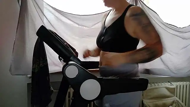 Snapshot of wetgerman_2 chatting on October 28, 11:36 am wetgerman 2 online show from October 28, 11:36 am