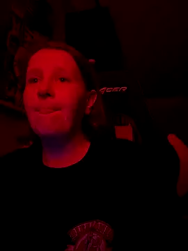 Snapshot of wetgerman_2 chatting on October 31, 11:39 pm wetgerman 2 online show from October 31, 11:39 pm