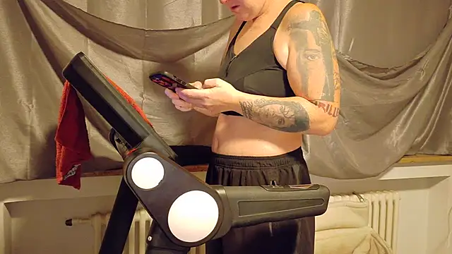 Snapshot of wetgerman_2 chatting on November 5, 5:07 am wetgerman 2 online show from November 5, 5:07 am