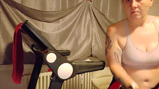 Snapshot of wetgerman_2 chatting on November 25, 5:46 pm wetgerman 2 online show from November 25, 5:46 pm