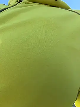 Snapshot of wetgerman_2 chatting on December 2, 10:42 am wetgerman 2 online show from December 2, 10:42 am