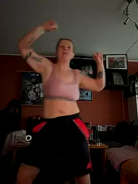 Snapshot of wetgerman_2 chatting on December 4, 12:14 pm wetgerman 2 online show from December 4, 12:14 pm