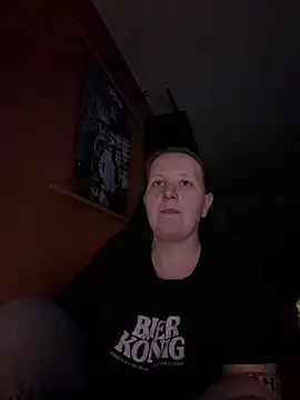 Snapshot of wetgerman_2 chatting on December 13, 10:48 pm wetgerman 2 online show from December 13, 10:48 pm