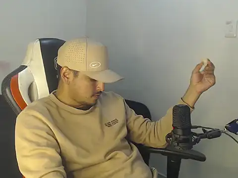 kylian 07 online show from July 25, 2:42 am