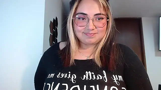yini angel online show from July 10, 12:59 am