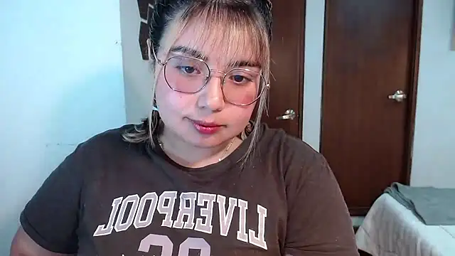 yini angel online show from July 15, 1:55 am