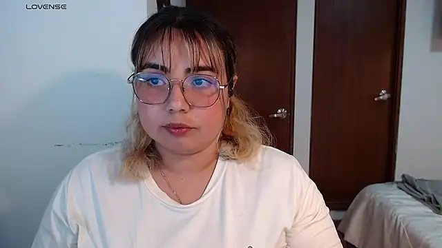 yini angel online show from July 28, 1:01 am