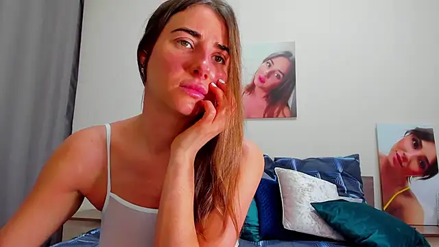 Snapshot of Squishy_Goddess chatting on March 23, 1:42 am Squishy Goddess online show from March 23, 1:42 am