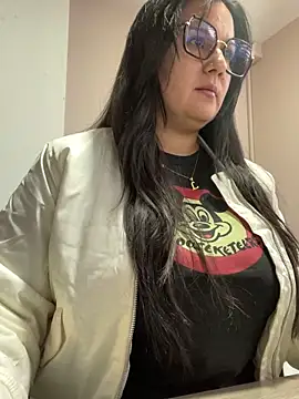 SWEETLILY18 online show from January 23, 11:48 am