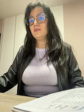 SWEETLILY18 online show from February 10, 11:04 am