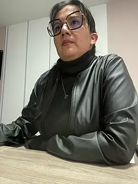 SWEETLILY18 online show from March 20, 11:16 am