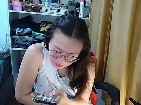 crizzybel online show from December 21, 6:04 pm