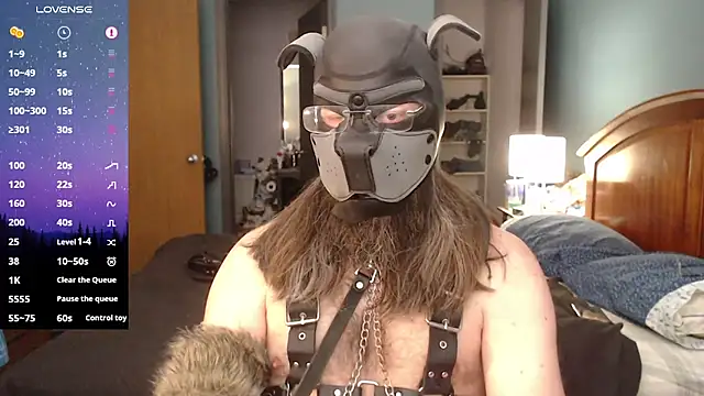 Snapshot of kinkywolf429 chatting on February 23, 7:38 pm kinkywolf429 online show from February 23, 7:38 pm