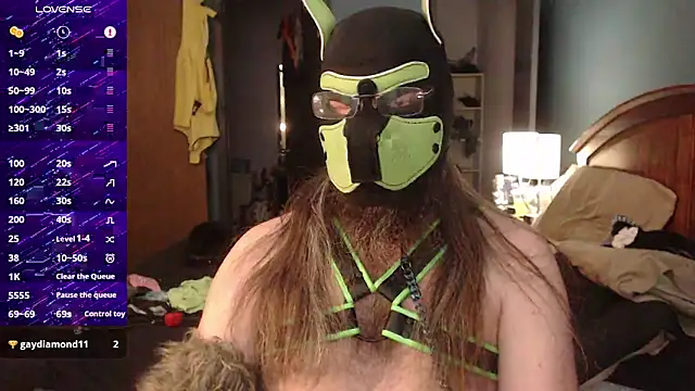 Snapshot of kinkywolf429 chatting on November 30, 8:13 pm kinkywolf429 online show from November 30, 8:13 pm