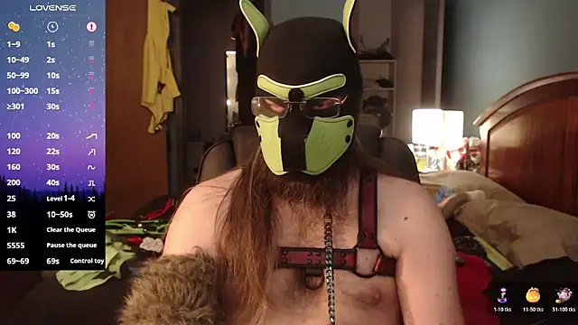 Snapshot of kinkywolf429 chatting on February 13, 10:28 pm kinkywolf429 online show from February 13, 10:28 pm
