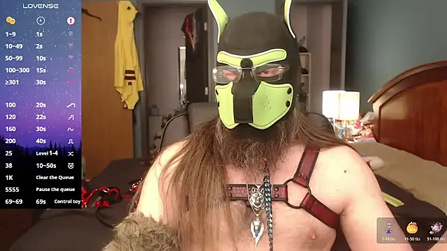 Snapshot of kinkywolf429 chatting on March 9, 7:51 pm kinkywolf429 online show from March 9, 7:51 pm