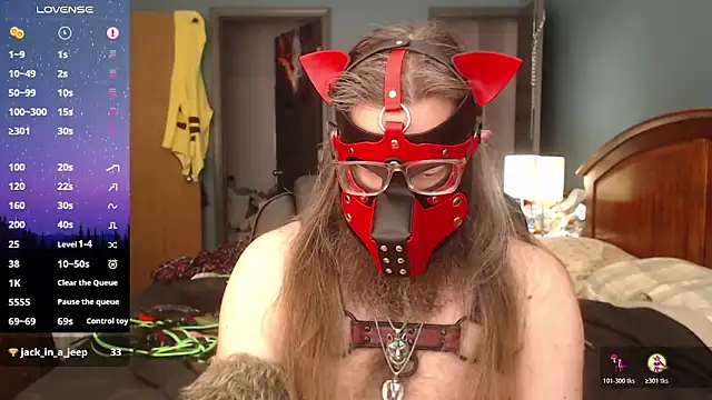 Snapshot of kinkywolf429 chatting on April 3, 7:12 pm kinkywolf429 online show from April 3, 7:12 pm