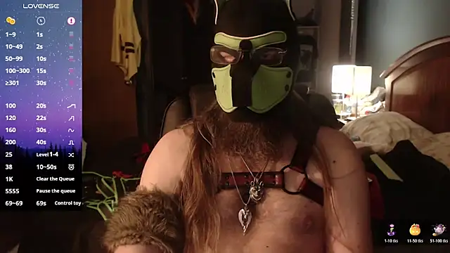 Snapshot of kinkywolf429 chatting on April 12, 5:34 am kinkywolf429 online show from April 12, 5:34 am