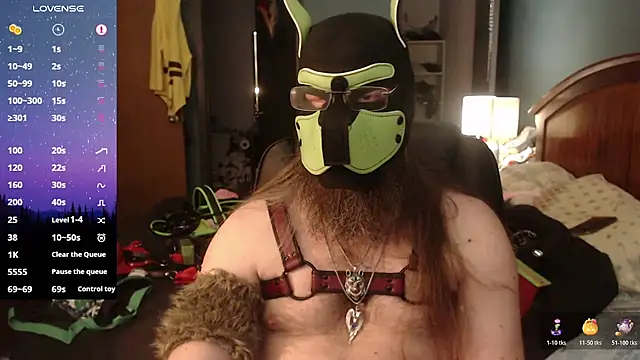 Snapshot of kinkywolf429 chatting on April 16, 9:39 pm kinkywolf429 online show from April 16, 9:39 pm