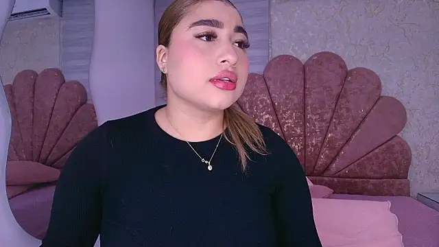 Snapshot of leon_gaby chatting on February 19, 7:21 pm leon gaby online show from February 19, 7:21 pm