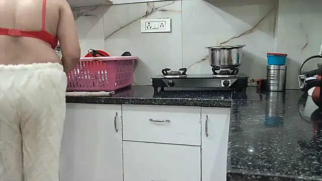 Zoya Varma004 online show from March 2, 5:12 am