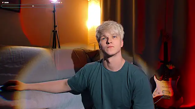 Breston Sweet online show from October 28, 2:48 am