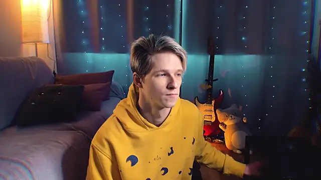 Breston Sweet online show from March 4, 9:04 am