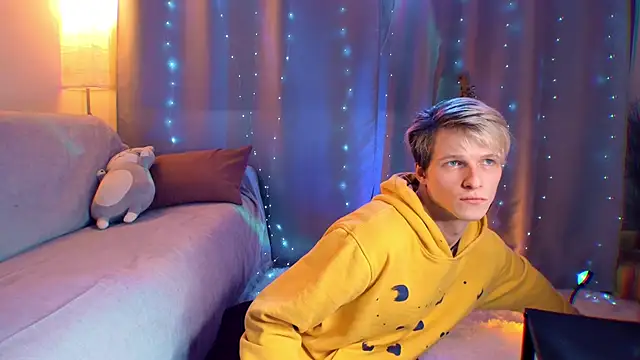 Breston Sweet online show from March 18, 4:59 am