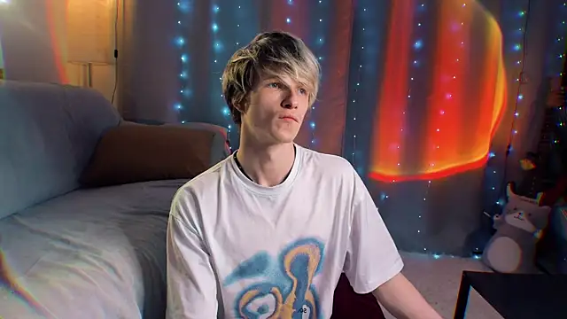 Breston Sweet online show from June 1, 11:28 pm