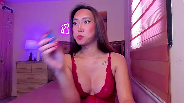 Snapshot of BombshellPH chatting on December 7, 4:20 am BombshellPH online show from December 7, 4:20 am