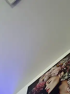 newMichelle online show from May 18, 6:52 am