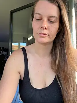newMichelle online show from June 18, 5:51 am