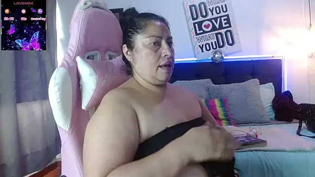 Keyla01  online show from March 6, 8:05 pm