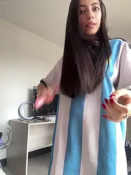 Snapshot of martiiaciar chatting on December 31, 8:34 pm martiiaciar online show from December 31, 8:34 pm