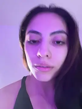 Snapshot of martiiaciar chatting on February 27, 5:24 am martiiaciar online show from February 27, 5:24 am