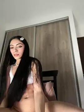 Snapshot of martiiaciar chatting on October 18, 11:27 pm martiiaciar online show from October 18, 11:27 pm