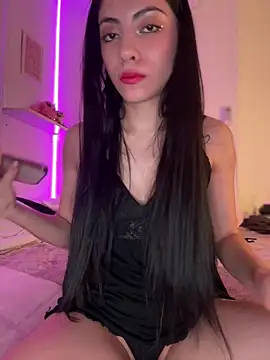 Snapshot of martiiaciar chatting on December 15, 1:21 am martiiaciar online show from December 15, 1:21 am