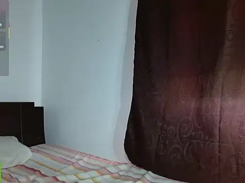 Snapshot of Olivia_Bright chatting on April 9, 4:56 pm Olivia Bright online show from April 9, 4:56 pm