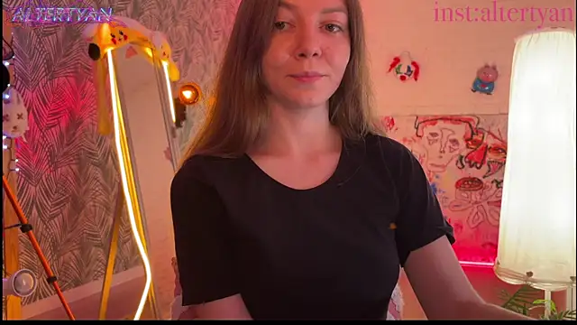 Snapshot of altertyan chatting on April 17, 10:24 pm altertyan online show from April 17, 10:24 pm