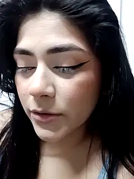 lucy26  online show from January 5, 1:35 am