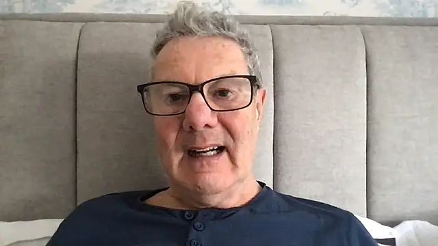 Snapshot of Oldpistolpete chatting on November 13, 10:36 am Oldpistolpete online show from November 13, 10:36 am