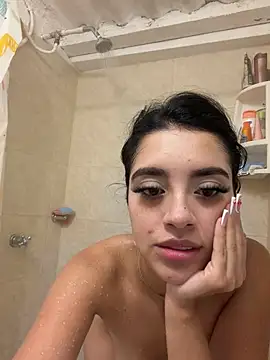 Victoria adaams online show from March 3, 11:38 am