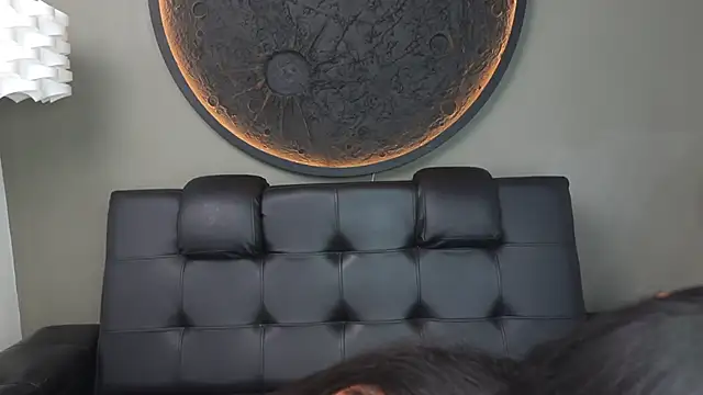 Snapshot of miss_vaiolette chatting on February 23, 11:07 am miss vaiolette online show from February 23, 11:07 am