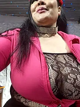 Snapshot of kittyhotass1 chatting on October 12, 10:36 am kittyhotass1 online show from October 12, 10:36 am