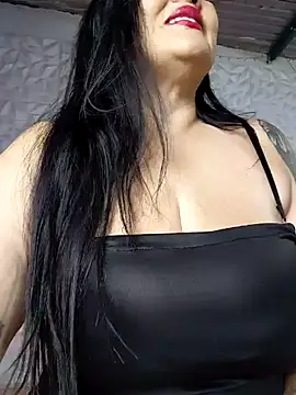 Snapshot of kittyhotass1 chatting on December 3, 10:46 am kittyhotass1 online show from December 3, 10:46 am