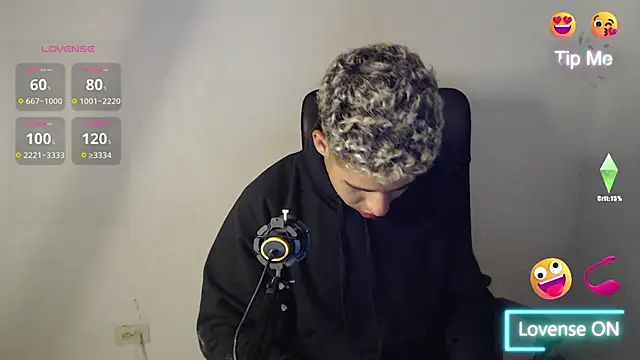 Snapshot of Daiki_Jack chatting on December 19, 3:07 am Daiki Jack online show from December 19, 3:07 am