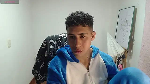 Snapshot of Daiki_Jack chatting on February 1, 2:05 am Daiki Jack online show from February 1, 2:05 am