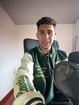 Snapshot of Daiki_Jack chatting on February 2, 7:14 pm Daiki Jack online show from February 2, 7:14 pm