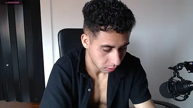 Snapshot of Daiki_Jack chatting on March 7, 9:06 pm Daiki Jack online show from March 7, 9:06 pm